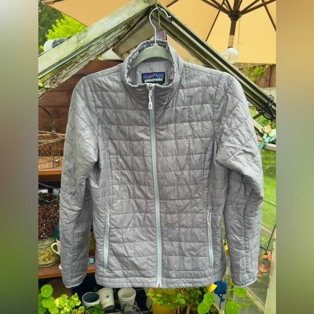 Patagonia Nano Puff Jacket Women’s sz Small